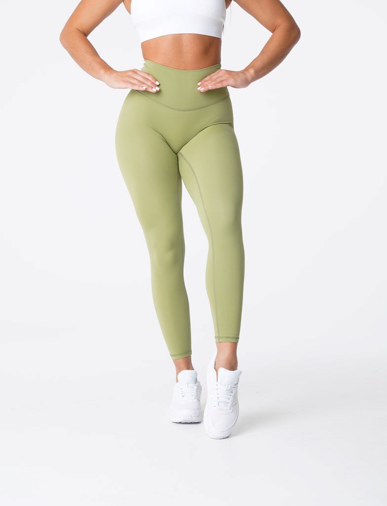 NVGTN Signature 2.0 Leggings Olivy Zelené | ILJRF1347