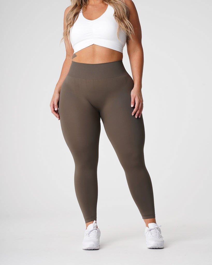 NVGTN Solid Seamless Leggings Olivy Zelené | NVCEY8067